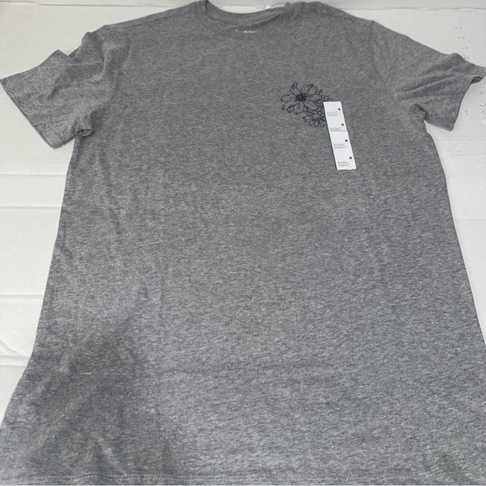 Goodfellow & Co Heather Gray Floral Tee size Medium